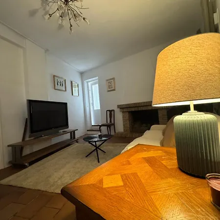 Edificio La Boticaria * Hinojos