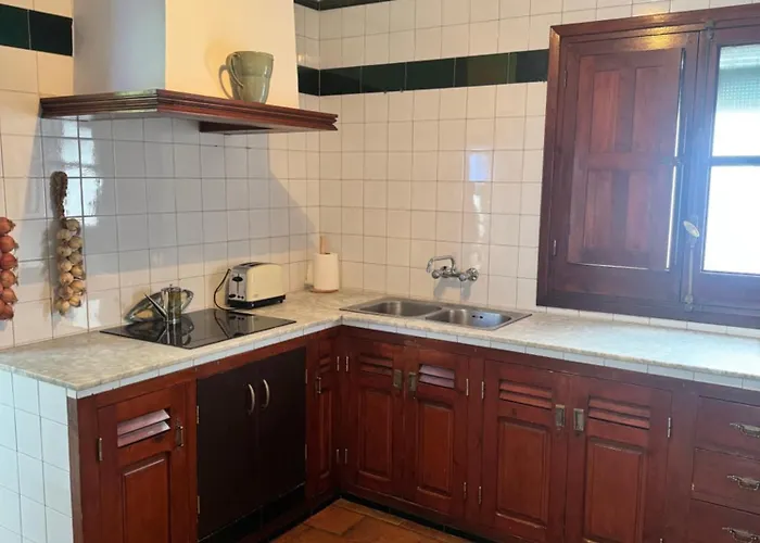 Edificio La Boticaria * Hinojos